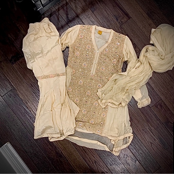 3 Piece Pakistani/ Indian Salwar Suit - Picture 1 of 2